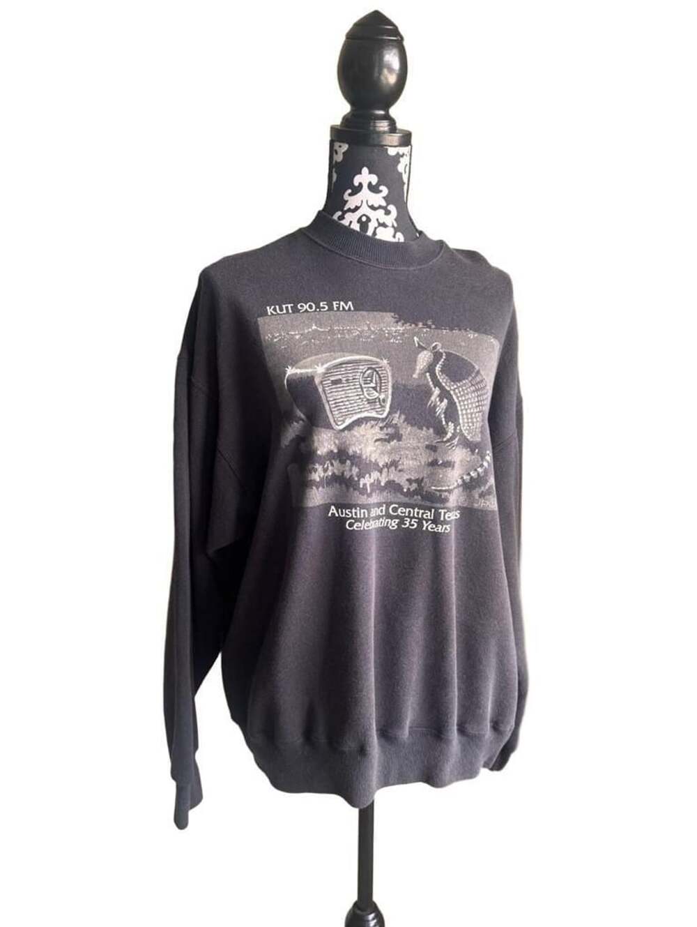 Vintage Hanes  KUT 90.5 FM Austin and Central Texas  Crewneck Sweatshirt XL